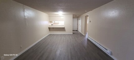 607 W 11th St in Medford, OR - Building Photo - Building Photo
