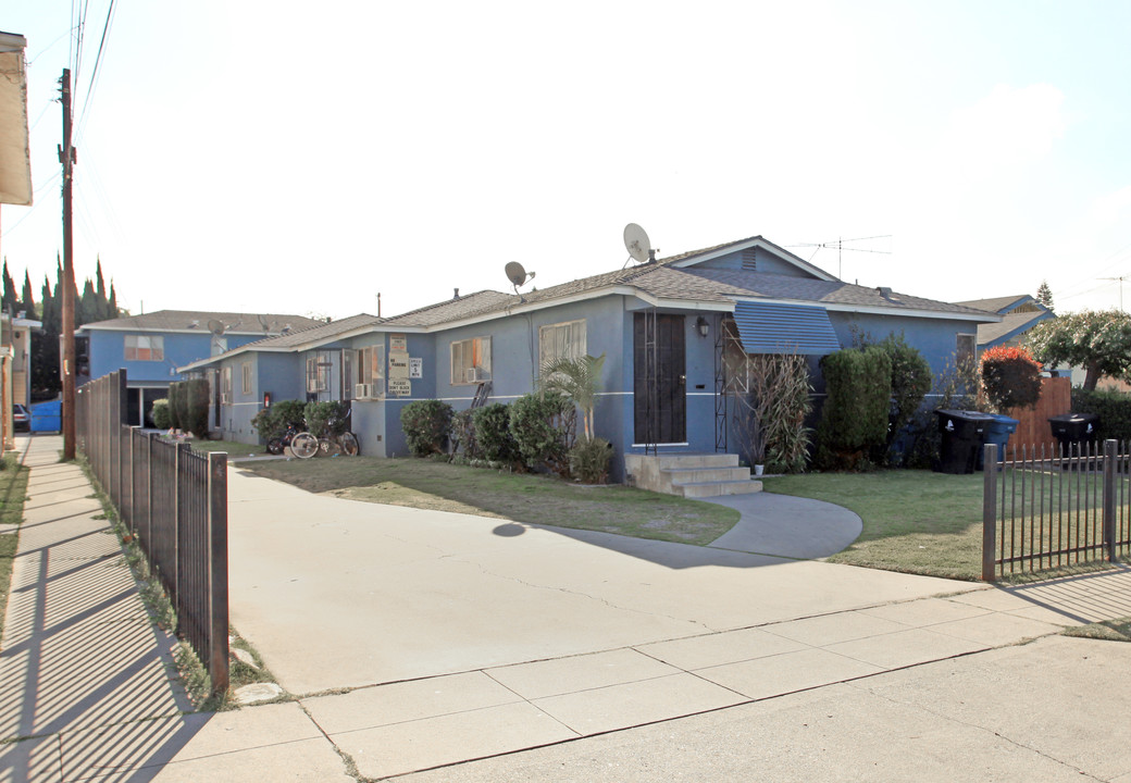 6636 Heliotrope Ave in Bell, CA - Foto de edificio