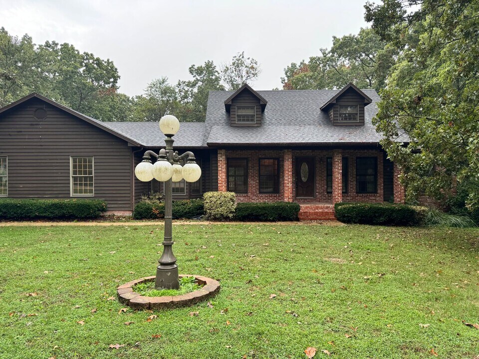 25611 Open Ridge Ln in Lebanon, MO - Building Photo