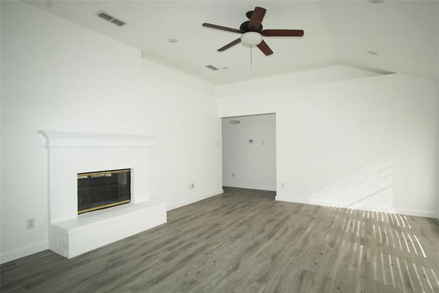 5905 Stone Meadow Ct in Arlington, TX - Building Photo - Building Photo