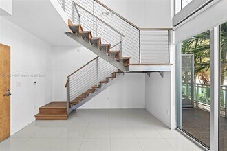 350 S Miami Ave, Unit #310 in Miami, FL - Building Photo - Building Photo