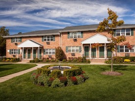 Dorchester Manor Apartments