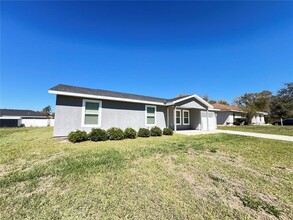 2463 SW 147 Place Rd in Ocala, FL - Building Photo - Building Photo