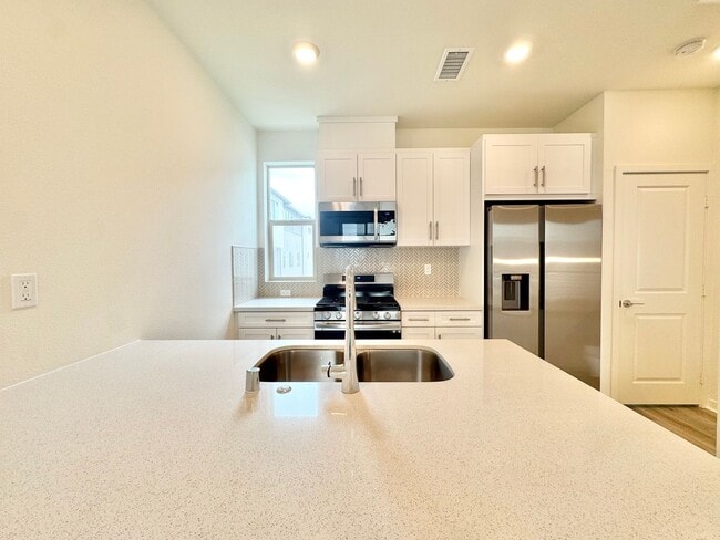 1582 Topeka Ave in Placentia, CA - Building Photo - Building Photo
