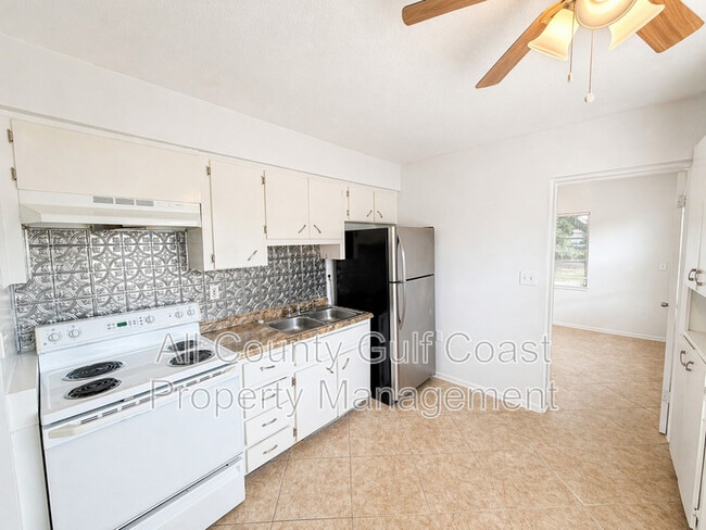 4727 34th St W in Bradenton, FL - Building Photo - Building Photo