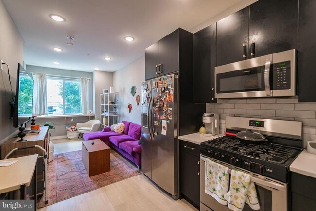 property at 2428 Jasper St
