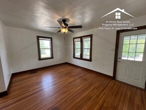 207 W 4th St in Fulton, MO - Building Photo - Building Photo