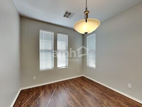 5339 W Chisum Trl in Phoenix, AZ - Building Photo - Building Photo
