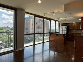 600 Admiral Blvd in Kansas City, MO - Building Photo - Building Photo