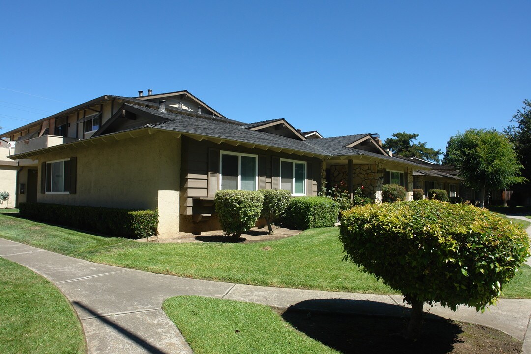 1721 De Marietta Ave in San Jose, CA - Foto de edificio