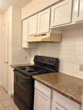 8109 Skillman St in Dallas, TX - Building Photo - Building Photo