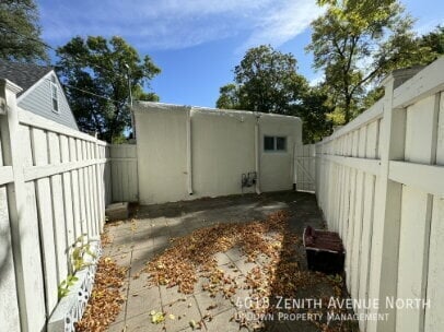 4015 Zenith Ave N in Minneapolis, MN - Building Photo - Building Photo