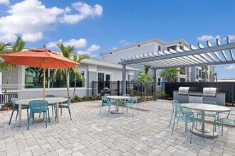 Lucie at Tradition in Port St. Lucie, FL - Foto de edificio - Other