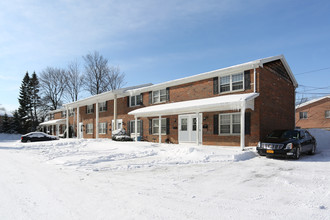 55 Bennington Green Ln in Rochester, NY - Building Photo - Building Photo