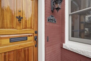 502 D St NE in Washington, DC - Building Photo