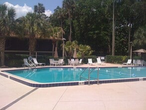 140 Orchid Woods Ct in Deltona, FL - Building Photo - Building Photo