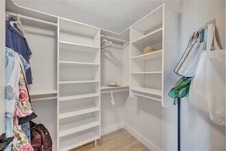 7671 Pebble Creek Cir in Naples, FL - Building Photo - Building Photo