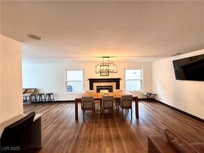 2056 Pinion Springs Dr in Henderson, NV - Building Photo - Building Photo