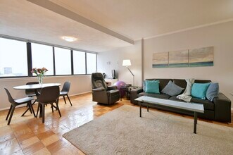 6 Whittier Pl in Boston, MA - Building Photo - Building Photo
