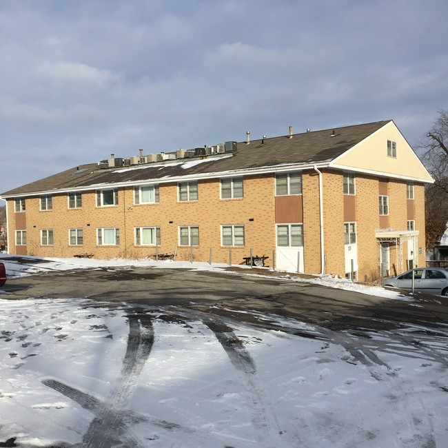 Lafayette Apartments in Omaha, NE - Foto de edificio - Building Photo