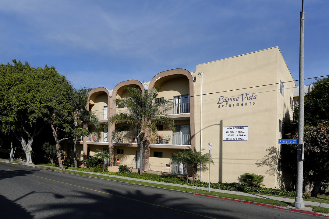 Laguna Vista Apartments in Long Beach, CA - Building Photo