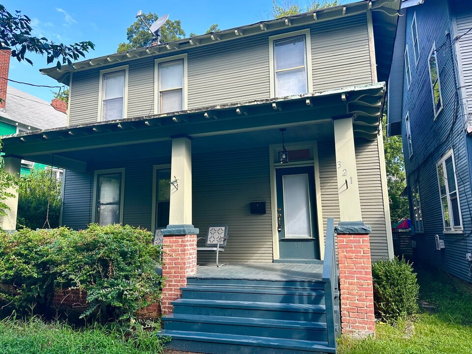 321 50th St in Newport News, VA - Building Photo