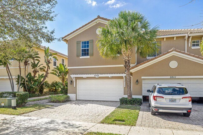 5009 Dulce Ct in Palm Beach Gardens, FL - Building Photo - Building Photo