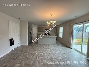 144 Maple Tree Ln in Clayton, NC - Building Photo - Building Photo