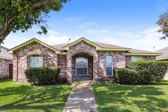 property at 2717 Bent Brook Dr