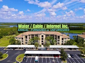 7005 River Hammock Dr in Bradenton, FL - Building Photo