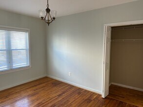 15 Henderson Ave, Unit 1 in Worcester, MA - Foto de edificio - Building Photo