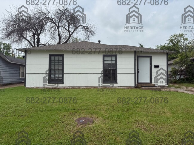 property at 2404 Polk St