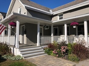 85 West St, Unit 85 West in Winooski, VT - Foto de edificio - Building Photo