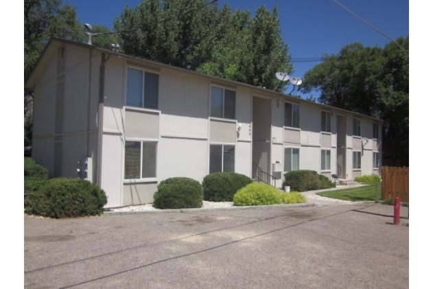 849 Ouderkirk Ave in Elko, NV - Building Photo