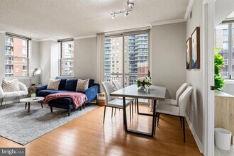 3835 9th St N in Arlington, VA - Foto de edificio - Building Photo