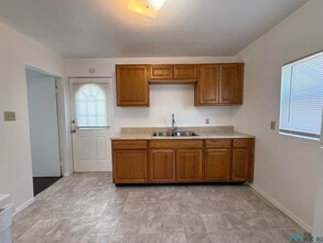 606 W Missouri Ave in Artesia, NM - Building Photo - Building Photo