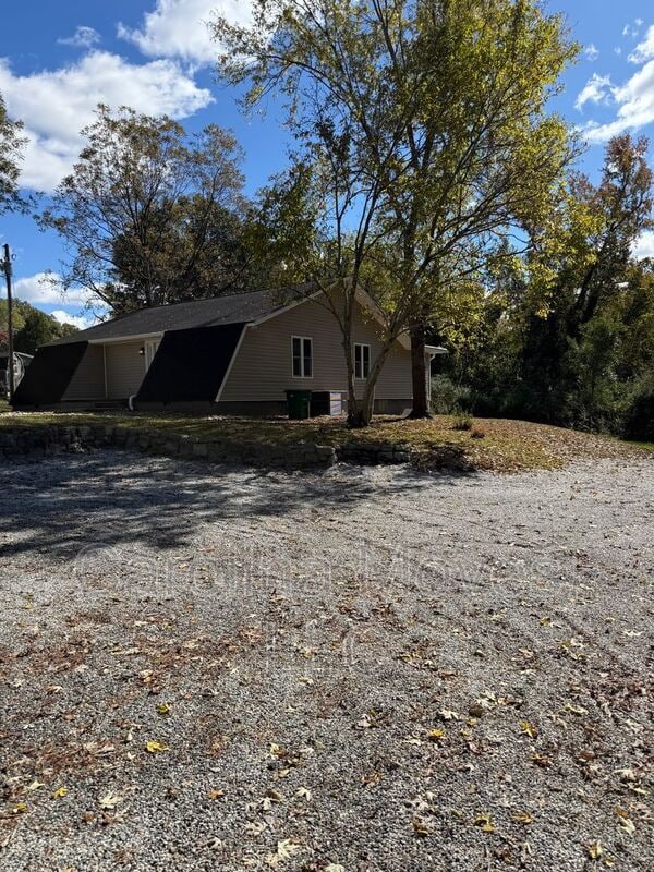 135 Regent St in Spartanburg, SC - Building Photo - Building Photo