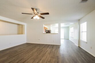 15507 Echo Stable Ln in Cypress, TX - Building Photo - Building Photo