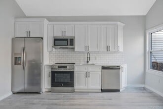 224 Amber St in Brooklyn, NY - Building Photo - Building Photo