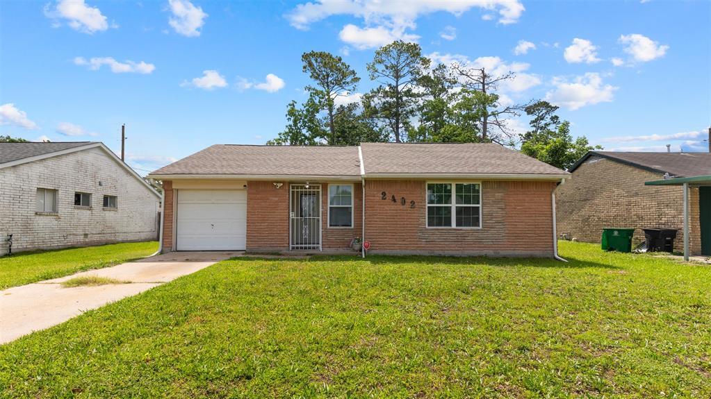 12402 River Trail Dr in Houston, TX - Building Photo