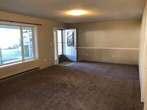 1804 N Oak St, Unit lower in Colfax, WA - Building Photo - Building Photo