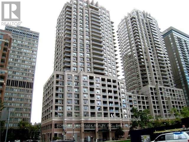 909-2909 Bay St.