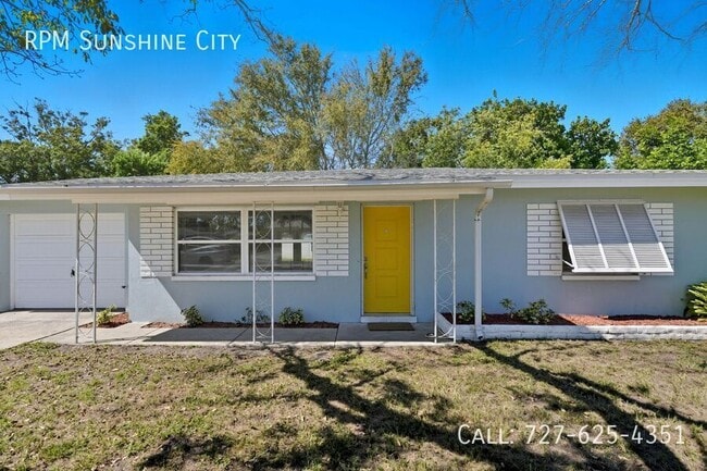 property at 1713 Valencia Dr E