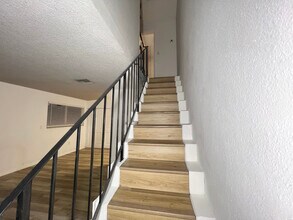 65 NE 59th St, Unit 2 in Miami, FL - Building Photo - Building Photo