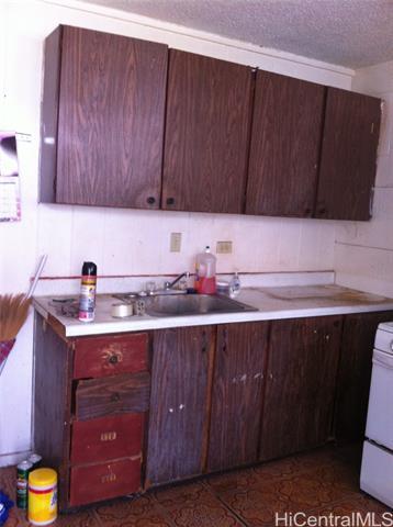 94-115-115 Pupukahi St in Waipahu, HI - Building Photo