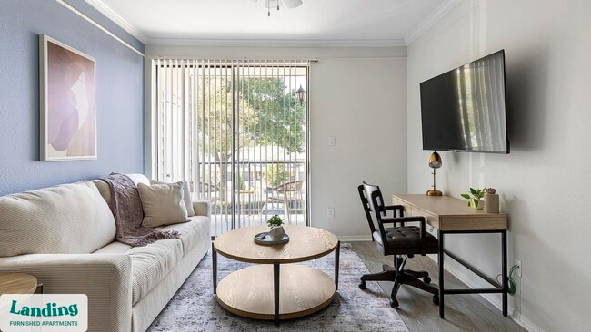 1601 W Arbrook Blvd in Arlington, TX - Foto de edificio - Building Photo