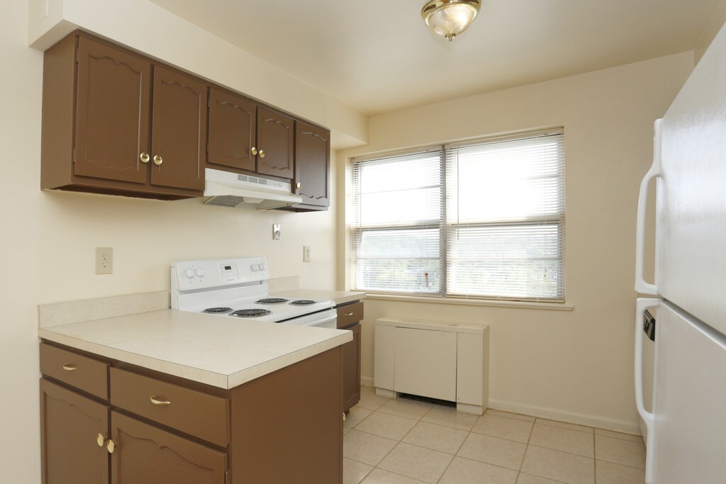 Lafayette House Trenton, NJ Apartments