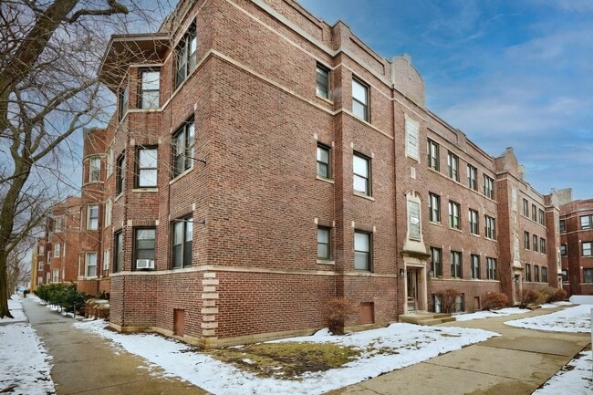 property at 1351 W Touhy Ave