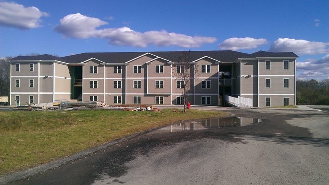 Greenbrier Village in Seekonk, MA - Building Photo - Building Photo