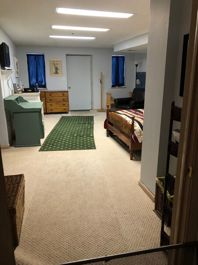 6189 Heidler Rd Rentals in Fairview, PA